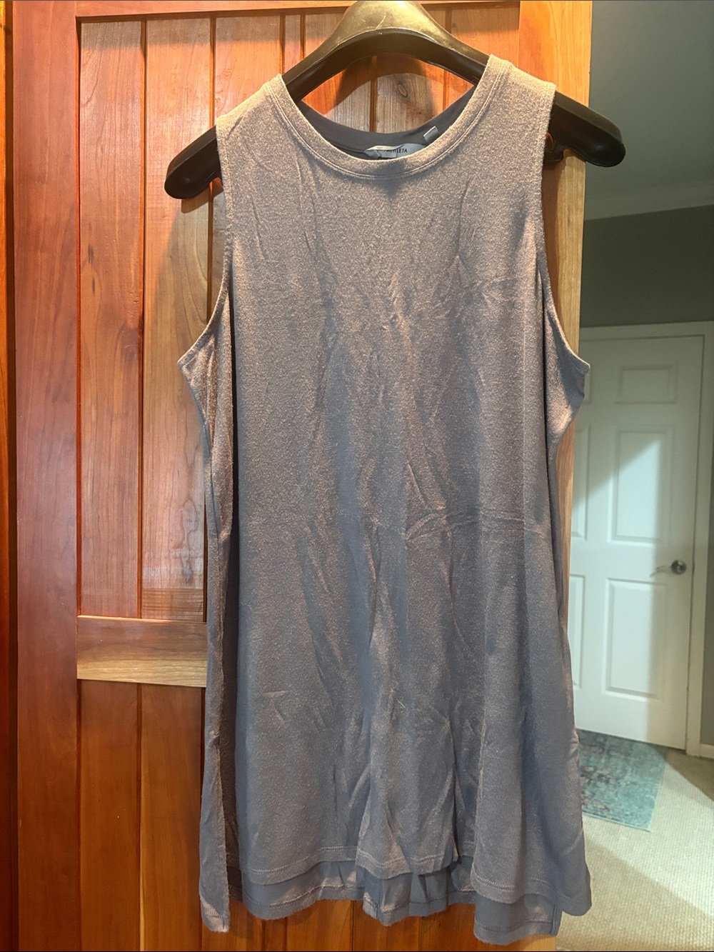 Athleta Sleeveless Tank Top in Taupe Gray